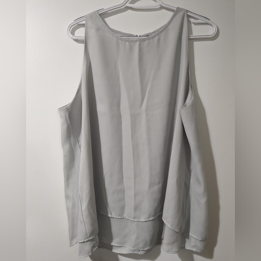 🌼 5 For 20$ 🌼Gray Blouse